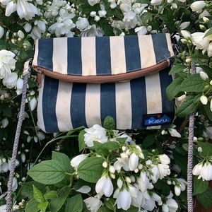 Kavu Crossbody Purse